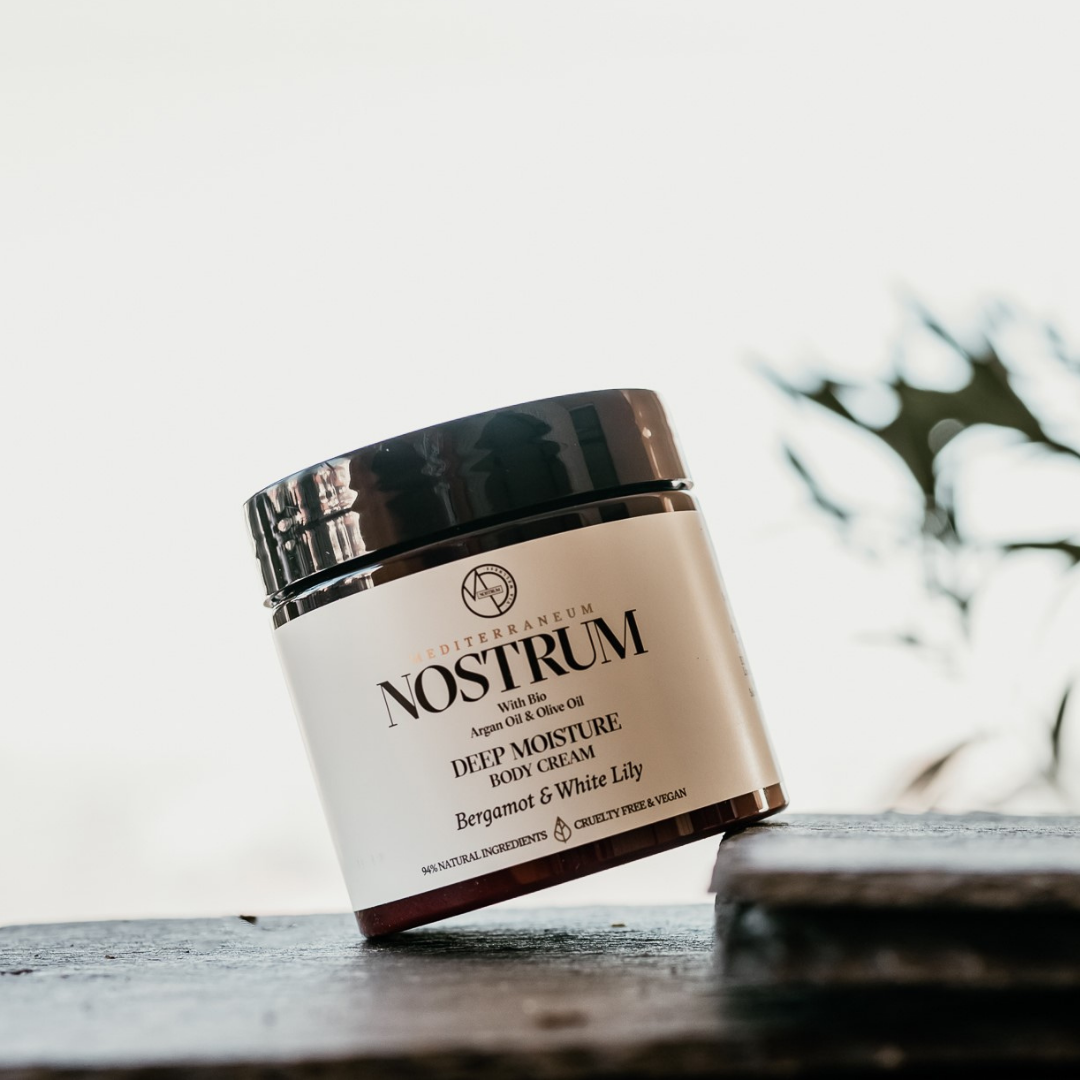 NOSTRUM(ノストラム) ディープモイスチャークリームB&W(ベルガモット&ホワイトリリー)